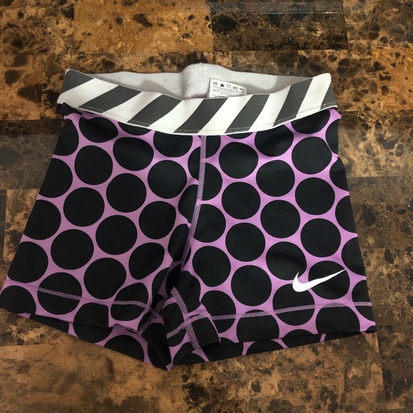 Nike pro - Picture 1 of 1